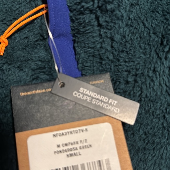 Forest Green North Face Jacket - Picture 4 of 4